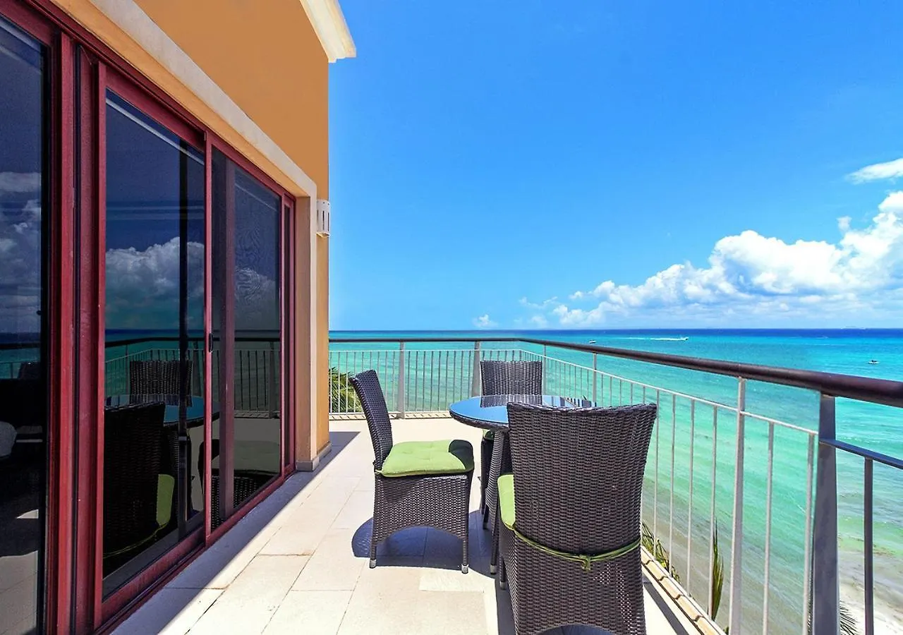 Daire Penthouse Surf 408 - Beachfront Stunning Oceanview - At El Faro Condos Playa del Carmen