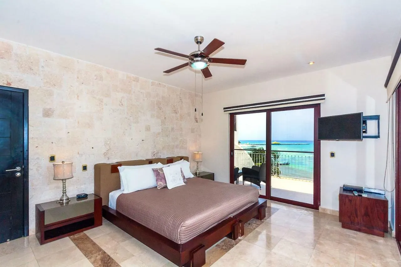 Penthouse Surf 408 - Beachfront Stunning Oceanview - At El Faro Condos Плая-дель-Кармен Мексика